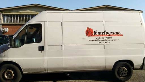 Due ore di manutenzione di un furgone