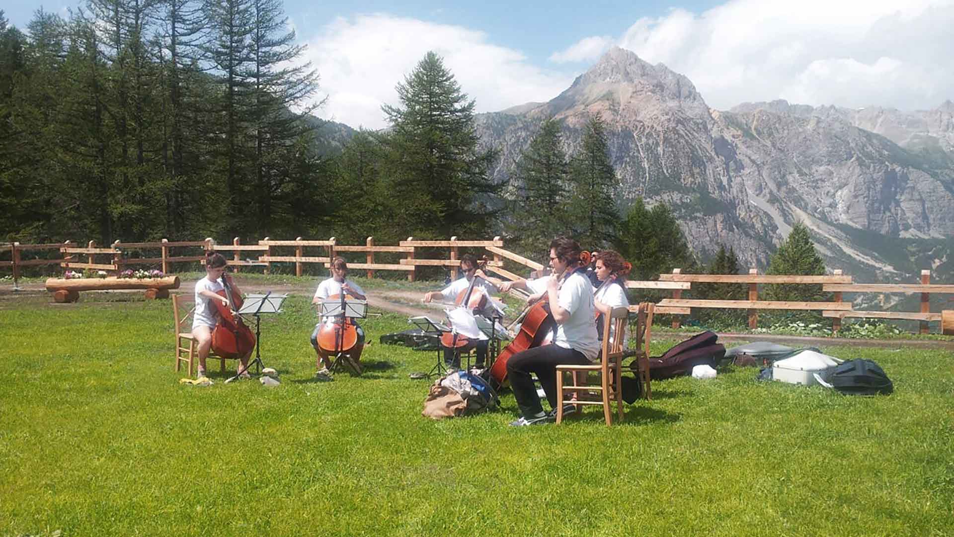 Ascolta e sostieni i giovani talenti della musica