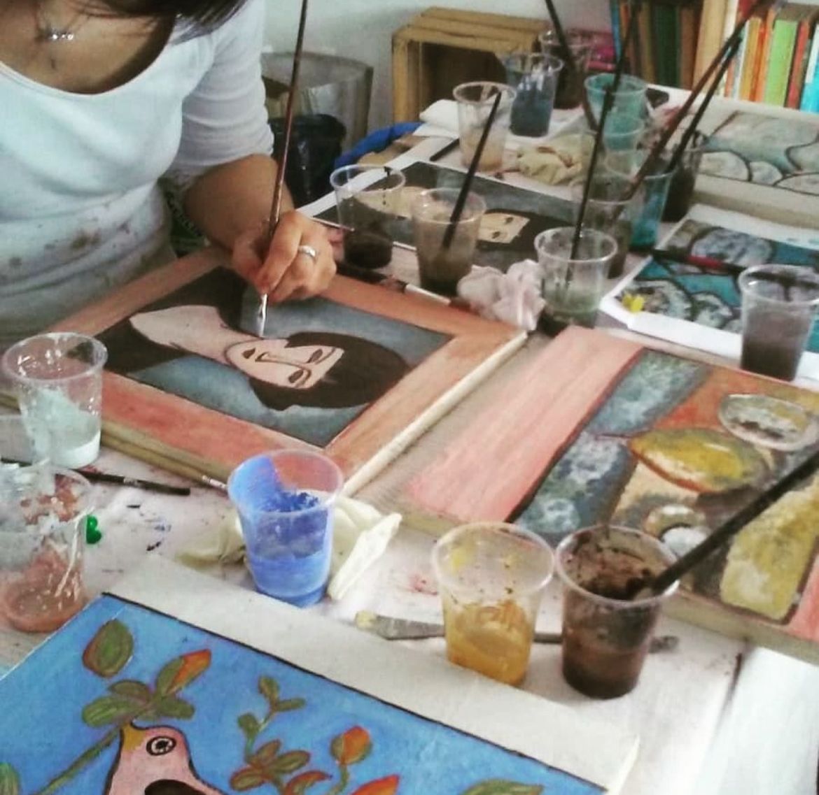 Porta una serata artistica a casa tua